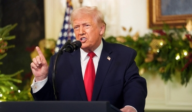 Trump Extends Iran Ceasefire And Keeps US Naval Blockade in Place